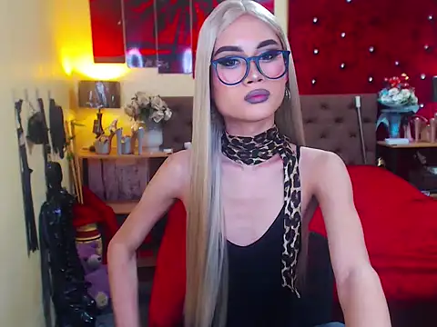 MeatyhorsecockMistress online show from November 12, 7:50 am