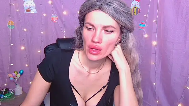 MilaLoona online show from April 9, 6:19 am