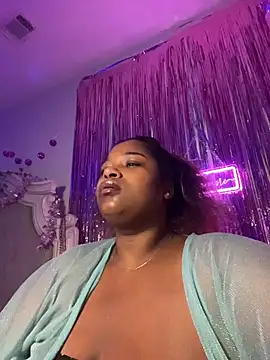 BigFineSelena online show from February 15, 11:31 am