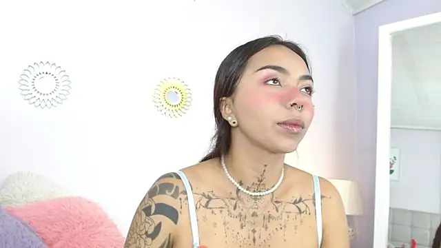 miss soffi  online show from December 18, 12:32 pm