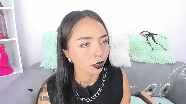 Snapshot of miss_soffi_ chatting on September 9, 1:33 pm miss soffi online show from September 9, 1:33 pm