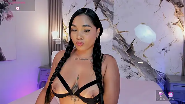 TianaaJackson online show from November 19, 8:42 pm