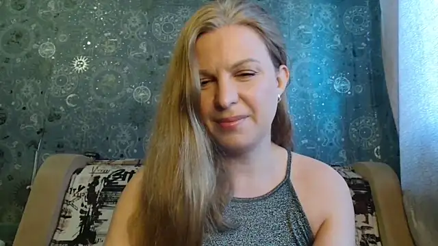 BlondeFox online show from April 2, 2:53 am