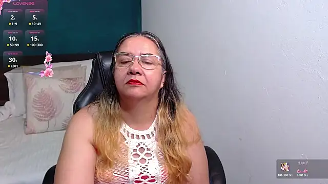 scaelettdubois online show from October 19, 3:08 am