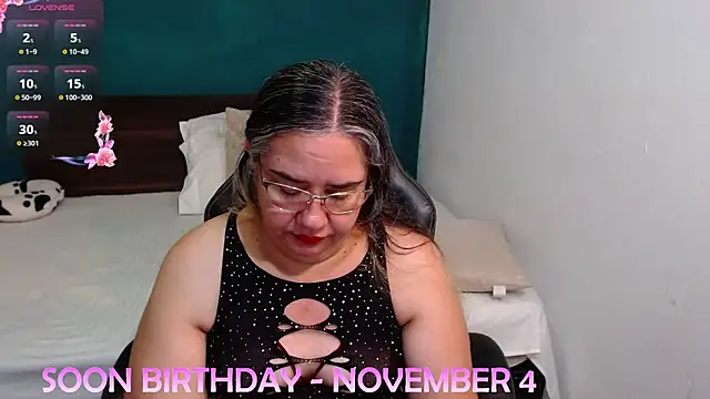 scaelettdubois online show from November 3, 10:25 pm