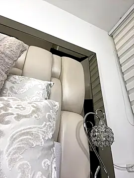 ALISSON FOXXX1 online show from November 21, 11:51 pm