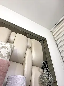 ALISSON FOXXX1 online show from January 17, 11:12 pm