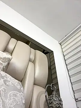 ALISSON FOXXX1 online show from November 5, 10:48 pm