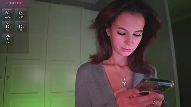 -JuicyMolly- online show from October 28, 4:24 pm