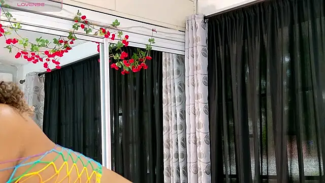 BLACK ROSSE 1 online show from December 19, 1:03 pm