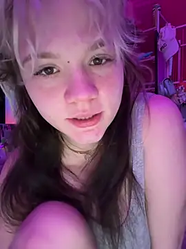 Cutiepiespanks online show from June 3, 3:07 am