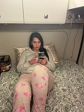 Cataleya80 online show from February 21, 8:31 pm