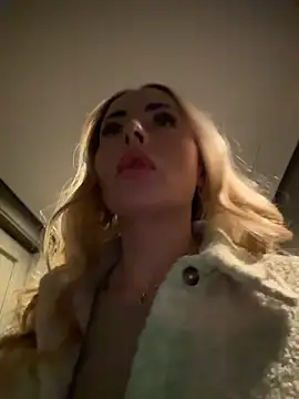 EmaSalis online show from March 22, 2:12 pm