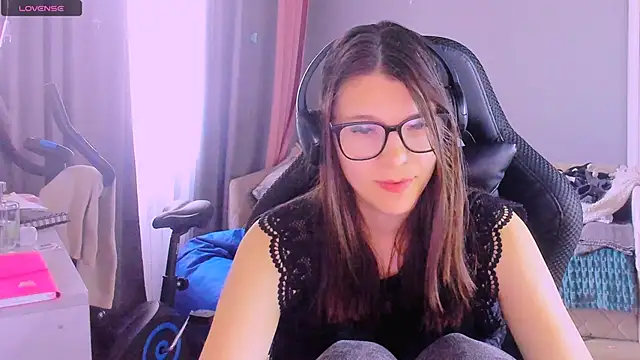 MollyLollipop online show from April 30, 2:28 am