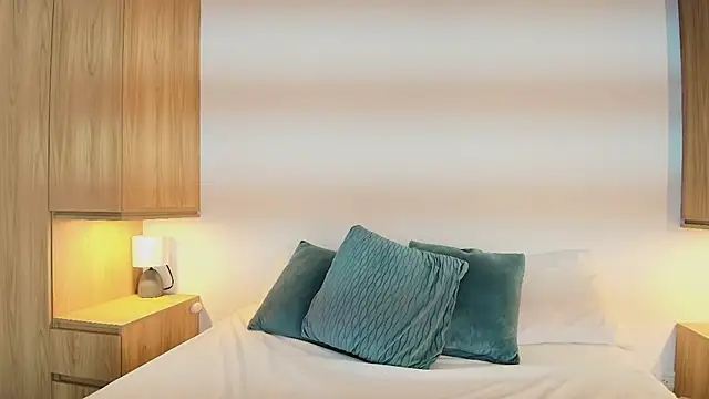 Isabella Harley online show from November 20, 3:02 pm