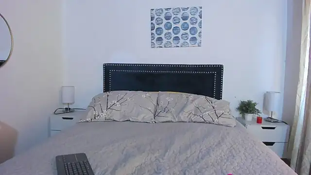 ZulyMichels online show from December 1, 12:30 pm