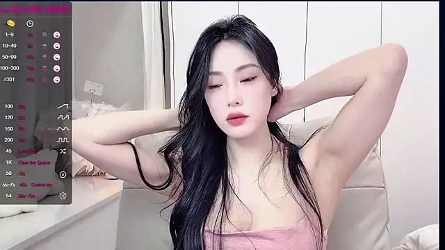 uuxiaocai online show from April 9, 12:21 pm