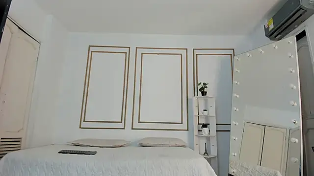 kristyl paez online show from March 25, 7:06 pm