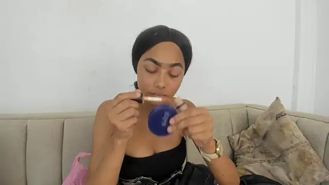 kristyl paez online show from November 27, 7:28 pm