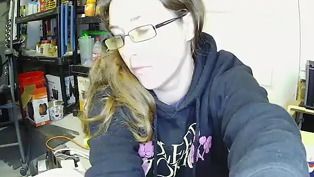 Snapshot of Dakota_02 chatting on October 20, 12:41 pm Dakota 02 online show from October 20, 12:41 pm