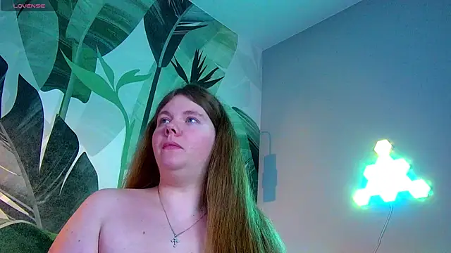 RubyValen online show from September 16, 1:13 am