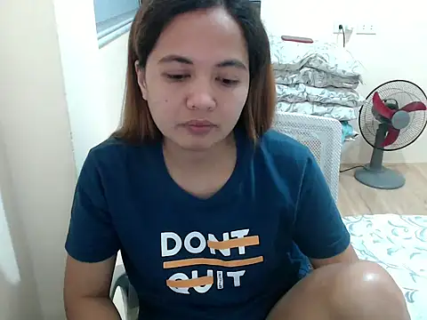 xTheLastVIRGINx online show from March 14, 1:34 pm