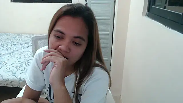 xTheLastVIRGINx online show from October 4, 2:32 pm