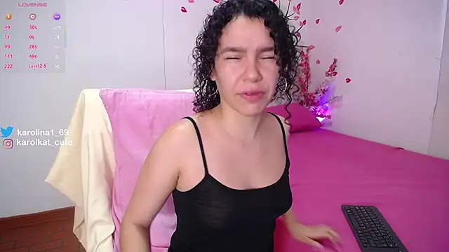 Karolina 1 online show from October 22, 7:30 pm