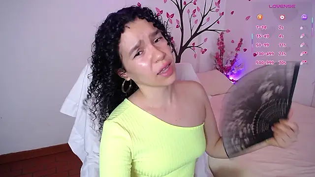 Karolina 1 online show from March 4, 8:59 pm