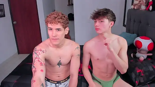 Snapshot of andybxby chatting on October 4, 6:01 pm andybxby online show from October 4, 6:01 pm