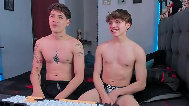 Snapshot of andybxby chatting on October 23, 10:05 pm andybxby online show from October 23, 10:05 pm