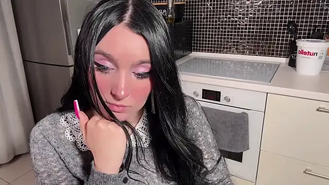 Snapshot of ariel_aspen chatting on September 30, 12:16 am ariel aspen online show from September 30, 12:16 am