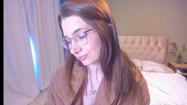 Carina E online show from June 20, 11:47 am