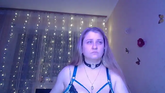 CumCpl online show from April 11, 9:40 pm