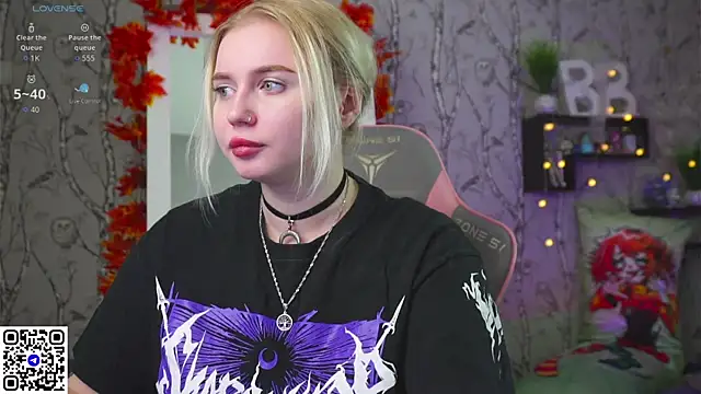 Moon Valkyrie online show from October 24, 10:00 am