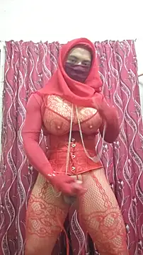 Snapshot of ElisyaHijabDoll chatting on October 6, 5:40 pm ElisyaHijabDoll online show from October 6, 5:40 pm
