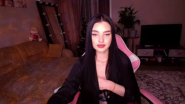   Malika   online show from January 10, 2:33 pm