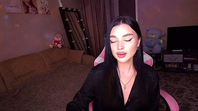   Malika   online show from September 16, 2:47 pm