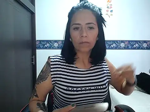 sharoon cheerry online show from September 12, 11:39 am