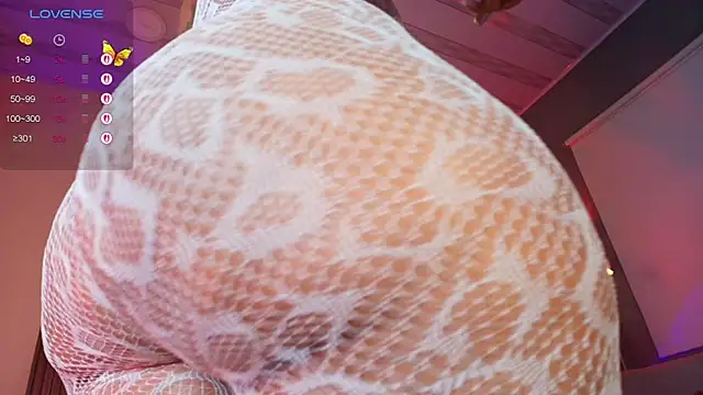 rihanna rose online show from November 21, 8:27 am