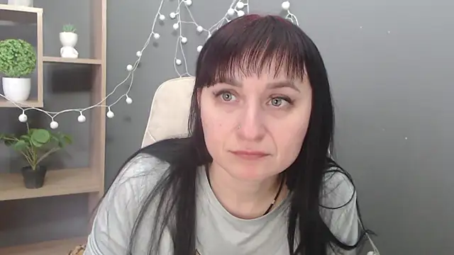 NinaFlawlees online show from January 16, 12:56 pm