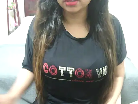 cutebengaligirl online show from June 26, 1:56 pm