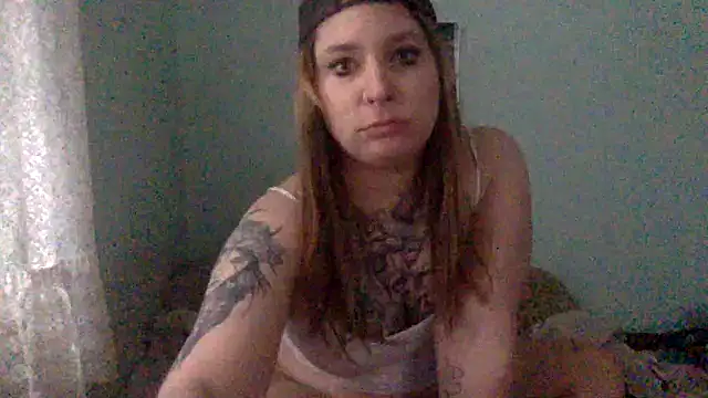 alexabunni online show from November 12, 1:42 pm