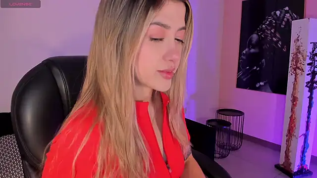 EveBensonX online show from January 14, 12:43 pm