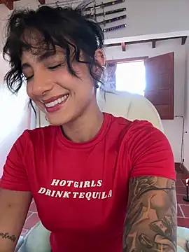 Ale Lewis online show from May 31, 7:15 pm
