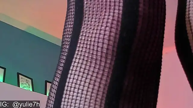  Jessy Moon  online show from November 11, 7:11 pm