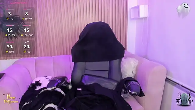 Mia damm online show from October 31, 5:20 am