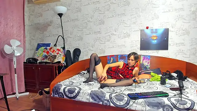 KagamiTayga online show from December 21, 3:00 am