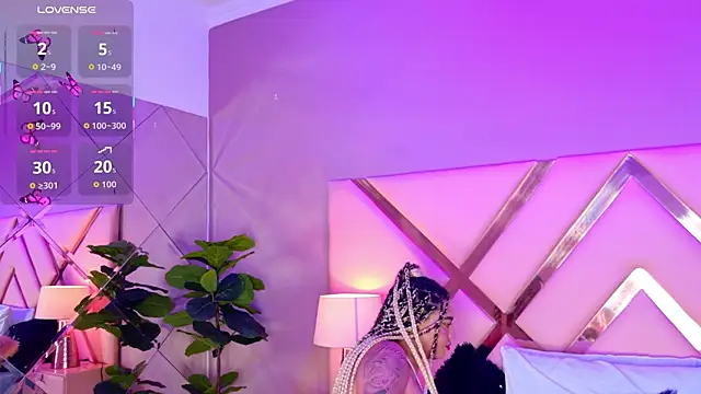 MalaikaBrown online show from January 14, 4:17 am