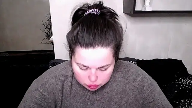 Emily Mo online show from October 22, 6:07 am